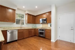 Photo #5: OC26025056 Listing 