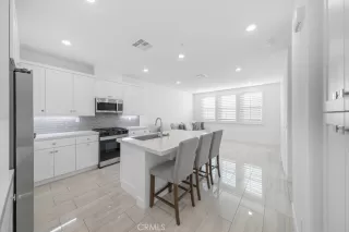 Photo #3: OC26025441 Listing 