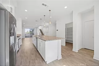 Photo #5: OC26025619 Listing 