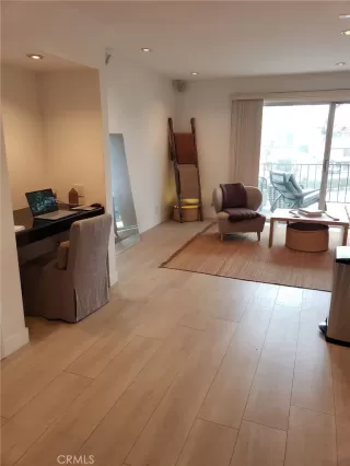 Photo #2: OC26025661 Listing 