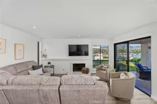 Photo #6: OC26025774 Listing