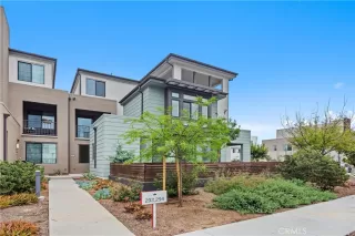 Photo #2: OC26025811 Listing 