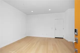 Photo #5: OC26025811 Listing 