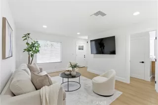 Photo #6: OC26026092 Listing 