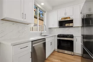 Photo #5: OC26026435 Listing 