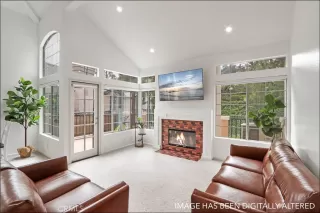 Photo #2: OC26026900 Listing 