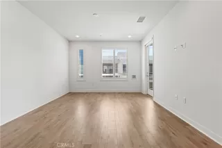 Photo #4: OC26027016 Listing 