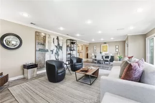 Photo #5: OC26027374 Listing 