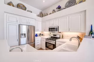 Photo #3: OC26027594 Listing