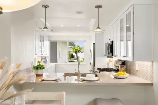 Photo #5: OC26027660 Listing 