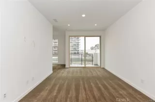 Photo #2: OC26028106 Listing 