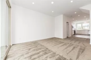 Photo #3: OC26028106 Listing 