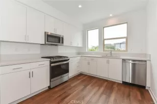 Photo #4: OC26028106 Listing 