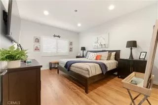 Photo #3: OC26028430 Listing 