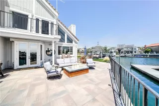 Photo #5: OC26028956 Listing