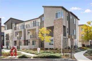 Photo #2: OC26029594 Listing 