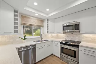 Photo #4: OC26029798 Listing 