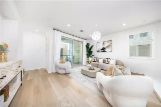 Photo #5: OC26029906 Listing 