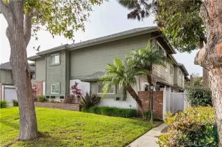 Photo #1: OC26030084 Listing