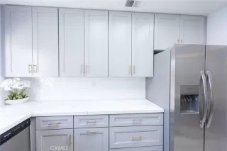 Photo #5: OC26030134 Listing 