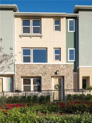 Photo #1: OC26030316 Listing 