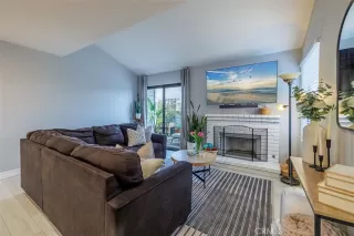 Photo #2: OC26030785 Listing