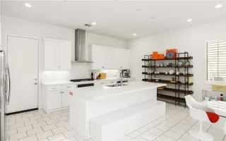 Photo #4: OC26031439 Listing 