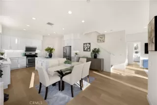 Photo #4: OC26031562 Listing