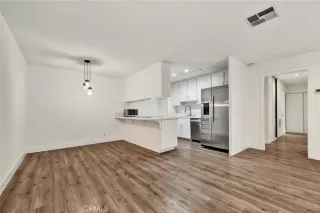 Photo #6: OC26031957 Listing 