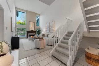 Photo #4: OC26032019 Listing 