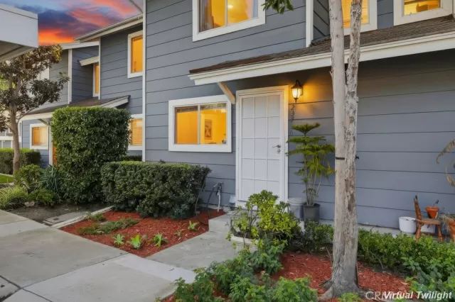 MLS: OC26032027 Condo For Sale