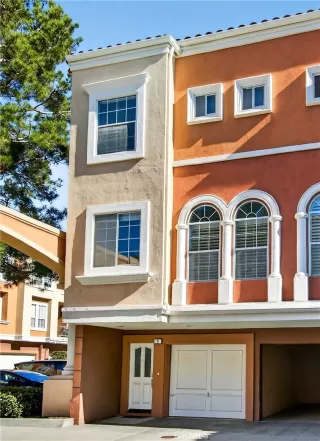 More Details about MLS # OC26032572 : 1 SALVIATI AISLE