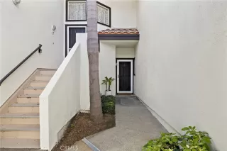 Photo #4: OC26032623 Listing 