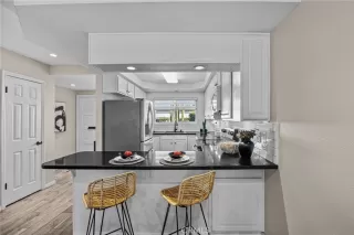 Photo #5: OC26032894 Listing