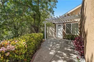 Photo #2: OC26033048 Listing 