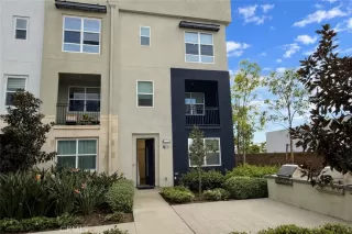 Photo #2: OC26033130 Listing