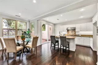 Photo #4: OC26033492 Listing