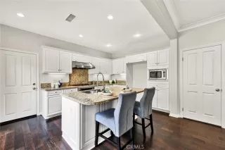 Photo #6: OC26033492 Listing