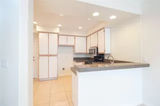 Photo #1: OC26033996 Listing 