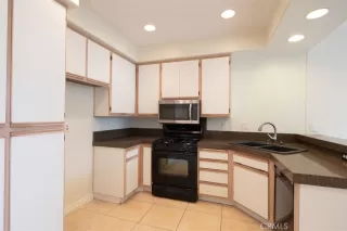 Photo #4: OC26033996 Listing 