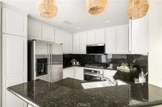 Photo #5: OC26034444 Listing