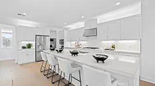 Photo #1: OC26034803 Listing