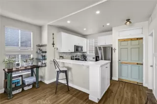 Photo #6: OC26035011 Listing