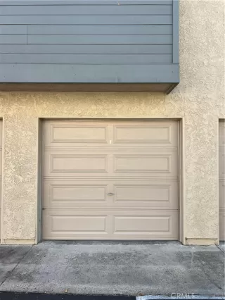 Photo #2: OC26035292 Listing