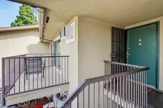 Photo #2: OC26035540 Listing