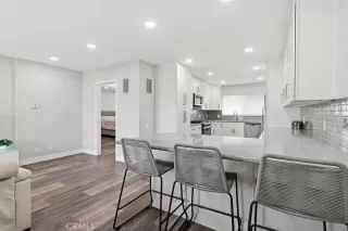 Photo #3: OC26035540 Listing