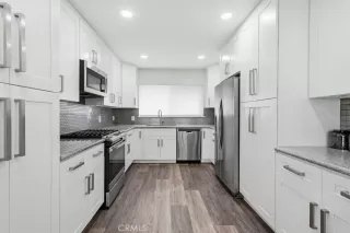 Photo #6: OC26035540 Listing