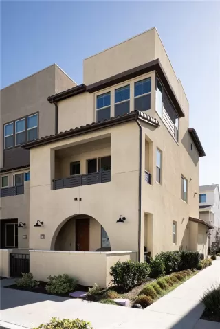 Photo #1: OC26035584 Listing