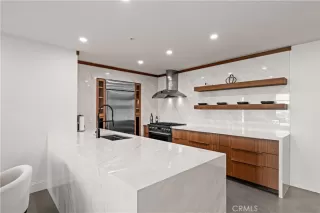 Photo #2: OC26035760 Listing 