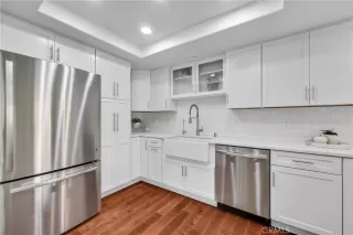 Photo #4: OC26035900 Listing 